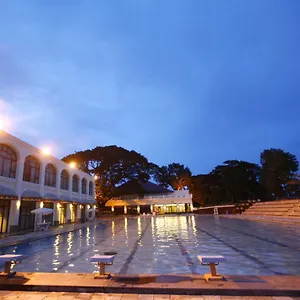 Fontana Y - Fontana Hot Spring Leisure Parks 4*, Ángeles Filipinas